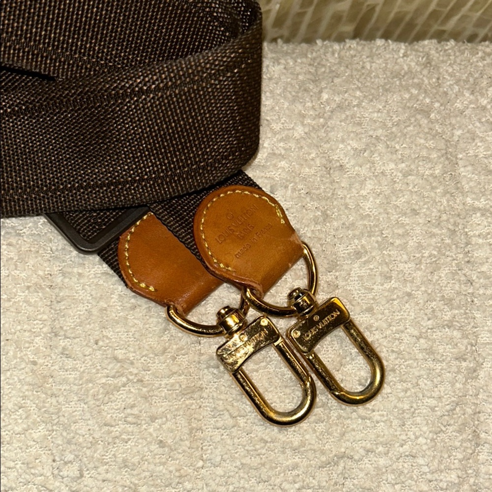Louis Vuitton Brown Canvas and Leather Crossbody Strap🥳🥳❌❌